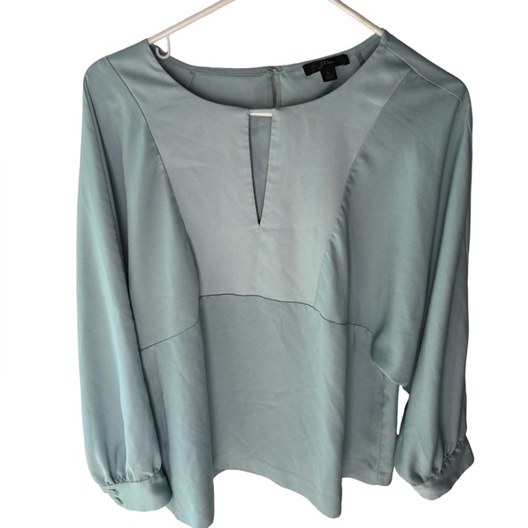 J.Crew Light Blue Keyhole V-Neck Top Satin-Backed Crepe - Picture 3 of 4
